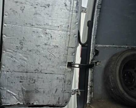Белый Мерседес Sprinter, объемом двигателя 2.7 л и пробегом 640 тыс. км за 15500 $, фото 15 на Automoto.ua