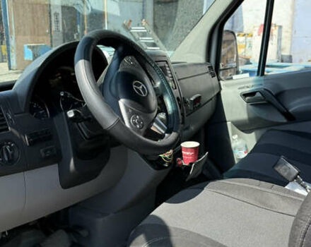 Белый Мерседес Sprinter, объемом двигателя 2.1 л и пробегом 405 тыс. км за 8500 $, фото 5 на Automoto.ua