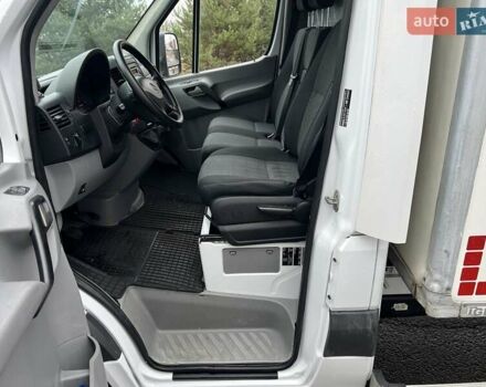 Белый Мерседес Sprinter, объемом двигателя 0 л и пробегом 296 тыс. км за 17900 $, фото 14 на Automoto.ua