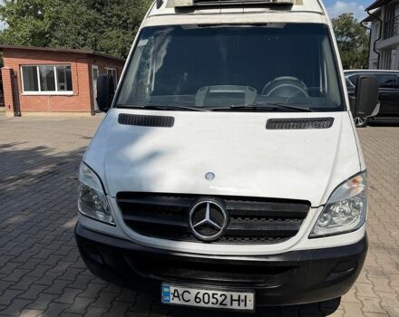 Белый Мерседес Sprinter, объемом двигателя 0 л и пробегом 351 тыс. км за 9900 $, фото 1 на Automoto.ua