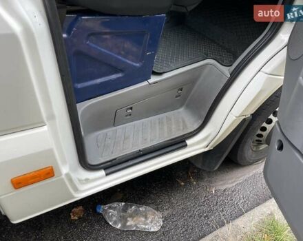 Белый Мерседес Sprinter, объемом двигателя 3 л и пробегом 343 тыс. км за 21500 $, фото 24 на Automoto.ua