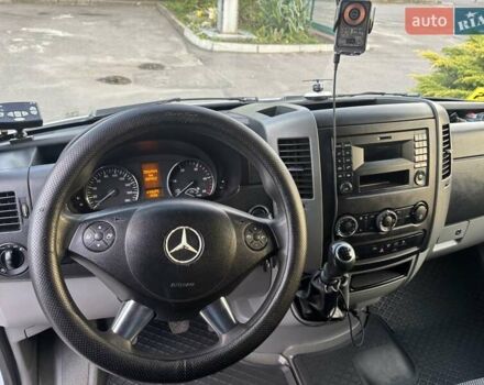 Белый Мерседес Sprinter, объемом двигателя 2.14 л и пробегом 356 тыс. км за 22000 $, фото 14 на Automoto.ua