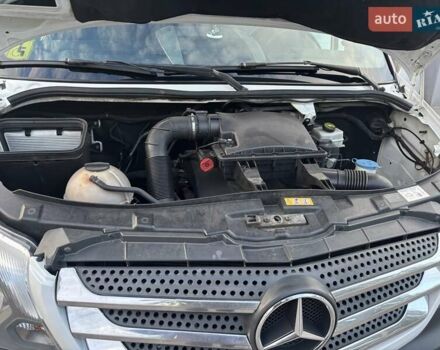 Белый Мерседес Sprinter, объемом двигателя 2.14 л и пробегом 356 тыс. км за 22000 $, фото 16 на Automoto.ua