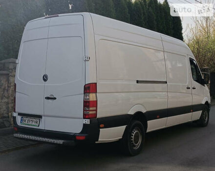 Белый Мерседес Sprinter, объемом двигателя 2.7 л и пробегом 693 тыс. км за 15900 $, фото 7 на Automoto.ua