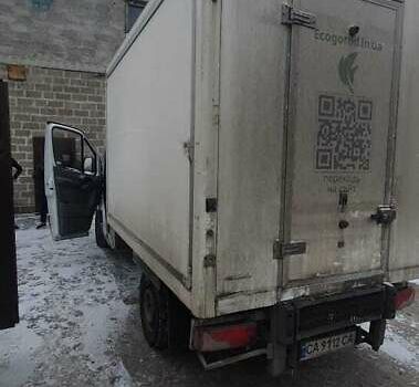 Белый Мерседес Sprinter, объемом двигателя 2.14 л и пробегом 550 тыс. км за 12000 $, фото 4 на Automoto.ua