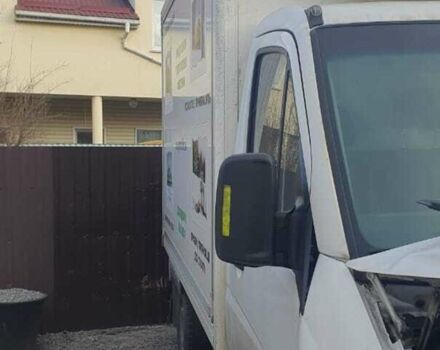 Белый Мерседес Sprinter, объемом двигателя 2.14 л и пробегом 550 тыс. км за 9000 $, фото 2 на Automoto.ua