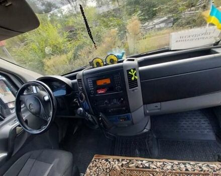 Белый Мерседес Sprinter, объемом двигателя 2.69 л и пробегом 420 тыс. км за 14500 $, фото 8 на Automoto.ua