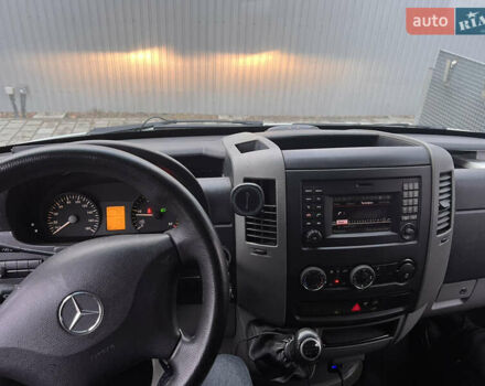 Білий Мерседес Sprinter, об'ємом двигуна 2.15 л та пробігом 243 тис. км за 17500 $, фото 12 на Automoto.ua
