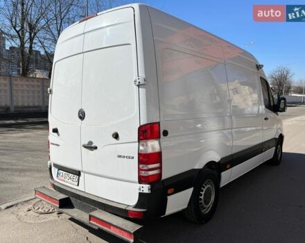 Белый Мерседес Sprinter, объемом двигателя 2.1 л и пробегом 371 тыс. км за 18300 $, фото 5 на Automoto.ua