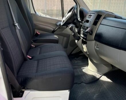 Белый Мерседес Sprinter, объемом двигателя 2.1 л и пробегом 371 тыс. км за 18300 $, фото 9 на Automoto.ua