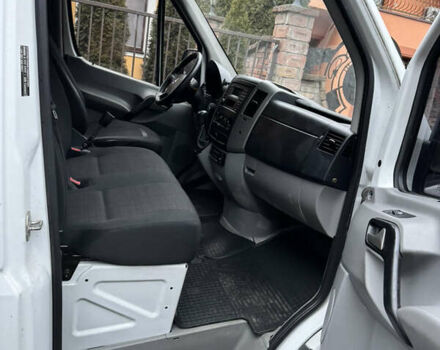 Белый Мерседес Sprinter, объемом двигателя 2.14 л и пробегом 260 тыс. км за 17000 $, фото 6 на Automoto.ua