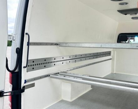 Белый Мерседес Sprinter, объемом двигателя 3 л и пробегом 307 тыс. км за 29750 $, фото 43 на Automoto.ua