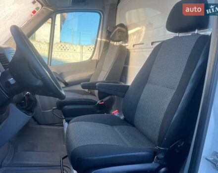 Белый Мерседес Sprinter, объемом двигателя 0 л и пробегом 248 тыс. км за 21800 $, фото 10 на Automoto.ua