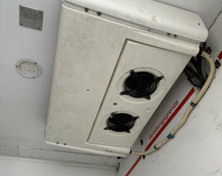 Белый Мерседес Sprinter, объемом двигателя 2.14 л и пробегом 359 тыс. км за 18700 $, фото 23 на Automoto.ua