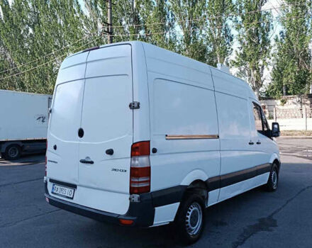 Белый Мерседес Sprinter, объемом двигателя 2.14 л и пробегом 380 тыс. км за 11500 $, фото 4 на Automoto.ua