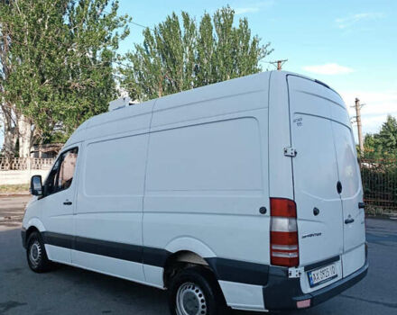Белый Мерседес Sprinter, объемом двигателя 2.14 л и пробегом 380 тыс. км за 11500 $, фото 3 на Automoto.ua