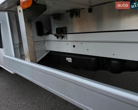 Белый Мерседес Sprinter, объемом двигателя 2.2 л и пробегом 274 тыс. км за 19999 $, фото 23 на Automoto.ua