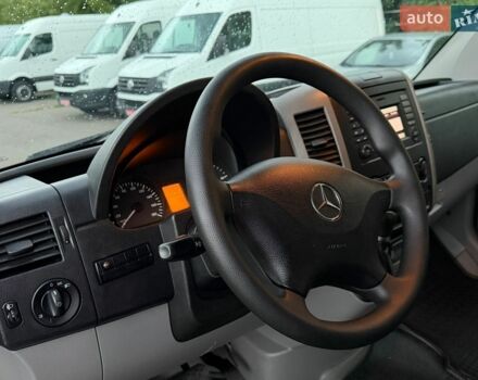 Белый Мерседес Sprinter, объемом двигателя 2.2 л и пробегом 274 тыс. км за 19999 $, фото 8 на Automoto.ua