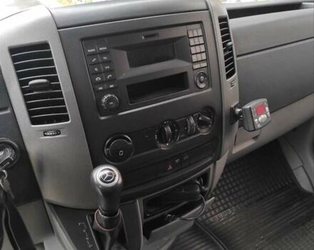 Белый Мерседес Sprinter, объемом двигателя 2.1 л и пробегом 354 тыс. км за 13200 $, фото 7 на Automoto.ua