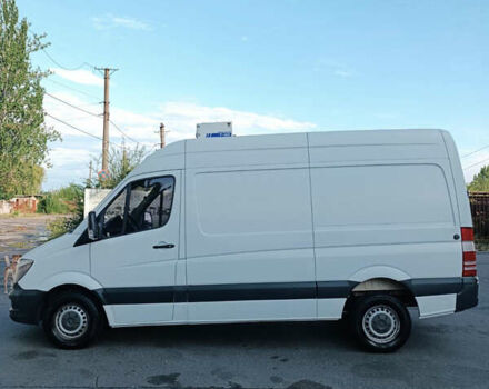 Белый Мерседес Sprinter, объемом двигателя 2.14 л и пробегом 380 тыс. км за 11500 $, фото 2 на Automoto.ua
