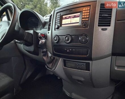 Белый Мерседес Sprinter, объемом двигателя 2.2 л и пробегом 274 тыс. км за 19999 $, фото 5 на Automoto.ua