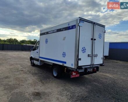 Белый Мерседес Sprinter, объемом двигателя 2.1 л и пробегом 247 тыс. км за 24400 $, фото 3 на Automoto.ua