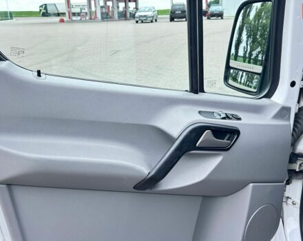 Белый Мерседес Sprinter, объемом двигателя 3 л и пробегом 307 тыс. км за 29750 $, фото 22 на Automoto.ua