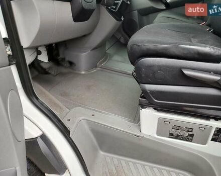 Білий Мерседес Sprinter, об'ємом двигуна 2.1 л та пробігом 350 тис. км за 18900 $, фото 20 на Automoto.ua