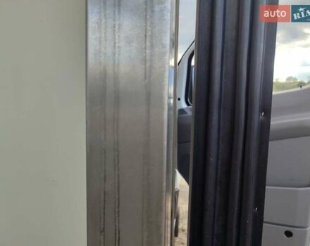 Белый Мерседес Sprinter, объемом двигателя 2.1 л и пробегом 247 тыс. км за 24400 $, фото 21 на Automoto.ua