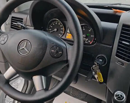 Белый Мерседес Sprinter, объемом двигателя 2.14 л и пробегом 195 тыс. км за 22600 $, фото 15 на Automoto.ua
