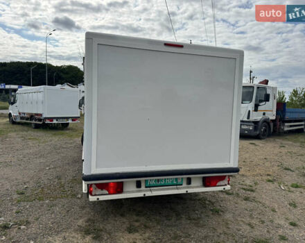 Белый Мерседес Sprinter, объемом двигателя 2.1 л и пробегом 270 тыс. км за 25000 $, фото 4 на Automoto.ua