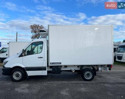 Белый Мерседес Sprinter, объемом двигателя 2.2 л и пробегом 324 тыс. км за 13349 $, фото 3 на Automoto.ua