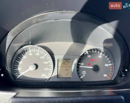 Белый Мерседес Sprinter, объемом двигателя 2.2 л и пробегом 324 тыс. км за 13349 $, фото 12 на Automoto.ua