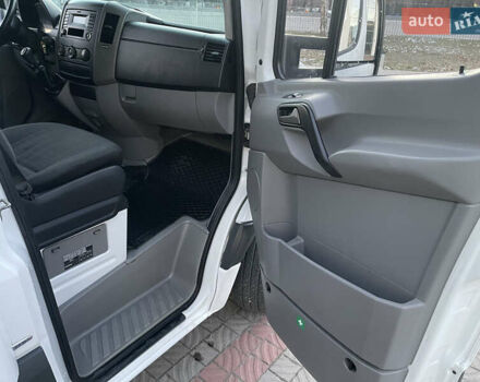 Белый Мерседес Sprinter, объемом двигателя 3 л и пробегом 200 тыс. км за 19500 $, фото 16 на Automoto.ua
