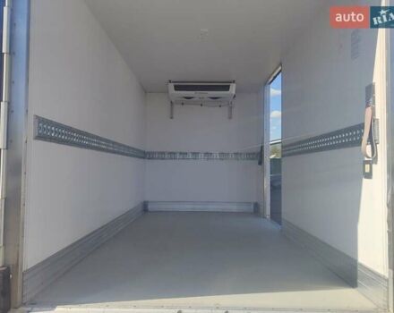 Белый Мерседес Sprinter, объемом двигателя 3 л и пробегом 255 тыс. км за 29900 $, фото 18 на Automoto.ua