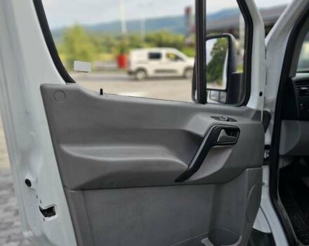 Белый Мерседес Sprinter, объемом двигателя 2.14 л и пробегом 274 тыс. км за 16900 $, фото 2 на Automoto.ua