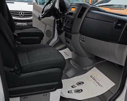 Белый Мерседес Sprinter, объемом двигателя 2.14 л и пробегом 195 тыс. км за 22600 $, фото 18 на Automoto.ua