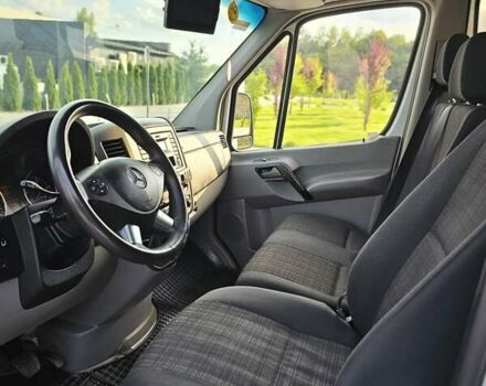 Белый Мерседес Sprinter, объемом двигателя 2.14 л и пробегом 274 тыс. км за 16900 $, фото 8 на Automoto.ua