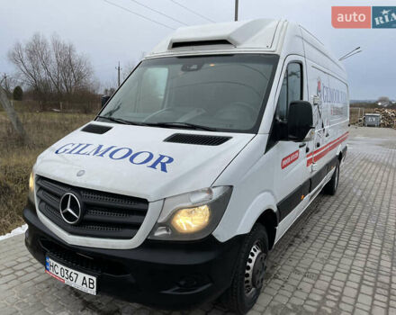 Белый Мерседес Sprinter, объемом двигателя 2.14 л и пробегом 406 тыс. км за 10000 $, фото 1 на Automoto.ua