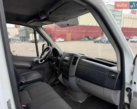 Білий Мерседес Sprinter, об'ємом двигуна 2.1 л та пробігом 375 тис. км за 12900 $, фото 7 на Automoto.ua