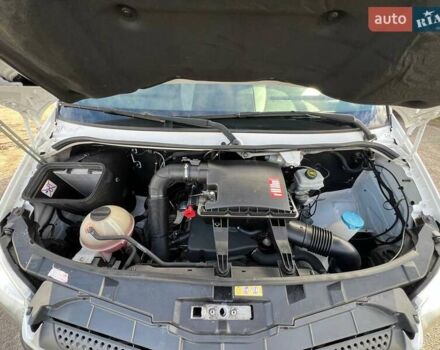 Белый Мерседес Sprinter, объемом двигателя 2.2 л и пробегом 324 тыс. км за 13349 $, фото 17 на Automoto.ua