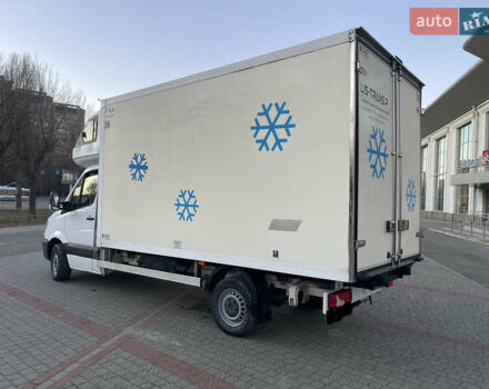 Белый Мерседес Sprinter, объемом двигателя 3 л и пробегом 200 тыс. км за 22000 $, фото 2 на Automoto.ua