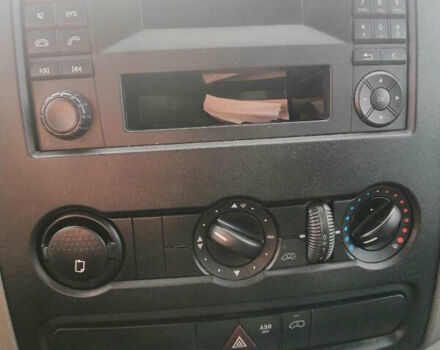 Белый Мерседес Sprinter, объемом двигателя 2.1 л и пробегом 259 тыс. км за 16500 $, фото 12 на Automoto.ua