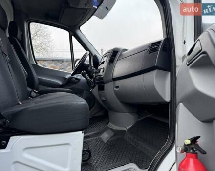 Белый Мерседес Sprinter, объемом двигателя 2.2 л и пробегом 311 тыс. км за 22000 $, фото 51 на Automoto.ua