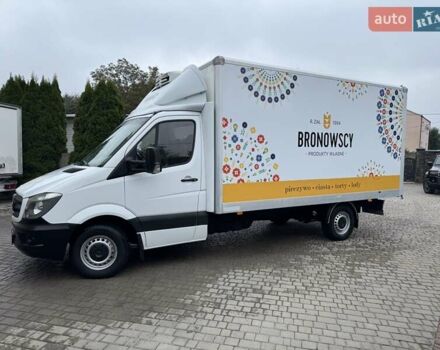 Белый Мерседес Sprinter, объемом двигателя 2.2 л и пробегом 310 тыс. км за 19300 $, фото 5 на Automoto.ua