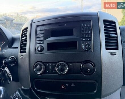 Белый Мерседес Sprinter, объемом двигателя 2.2 л и пробегом 215 тыс. км за 18800 $, фото 55 на Automoto.ua