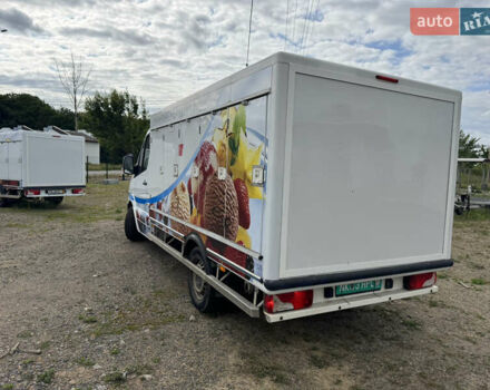 Белый Мерседес Sprinter, объемом двигателя 2.1 л и пробегом 270 тыс. км за 25000 $, фото 3 на Automoto.ua