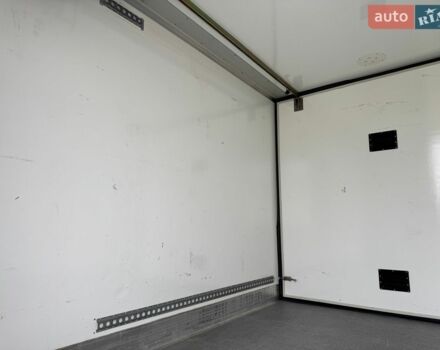 Белый Мерседес Sprinter, объемом двигателя 2.1 л и пробегом 332 тыс. км за 23700 $, фото 12 на Automoto.ua