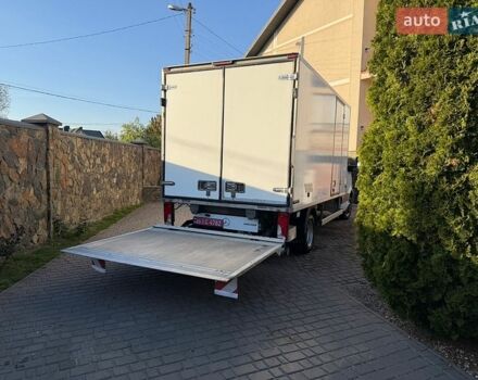 Белый Мерседес Sprinter, объемом двигателя 2.2 л и пробегом 269 тыс. км за 24500 $, фото 25 на Automoto.ua