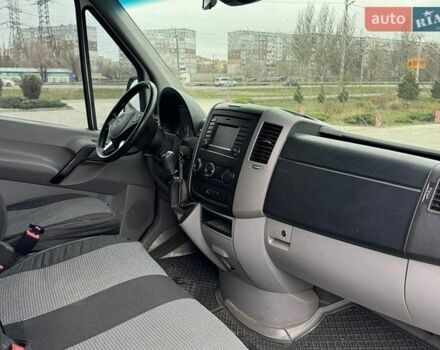 Белый Мерседес Sprinter, объемом двигателя 3 л и пробегом 300 тыс. км за 29000 $, фото 3 на Automoto.ua